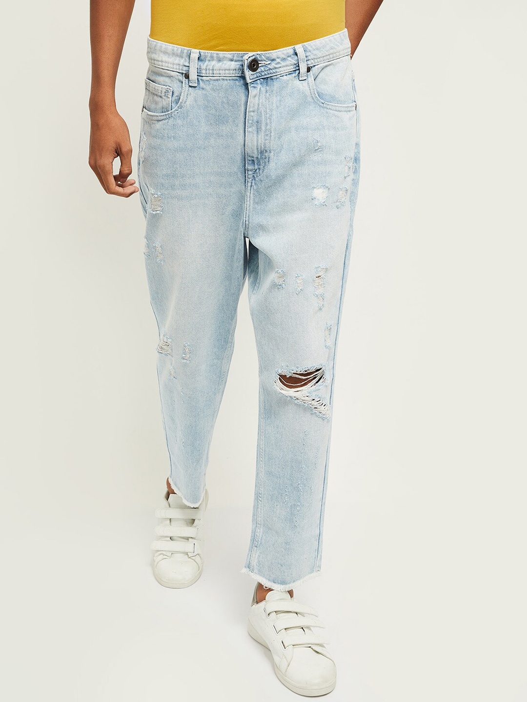 

max Men Blue Highly Distressed Heavy Fade Pure Cotton Jeans