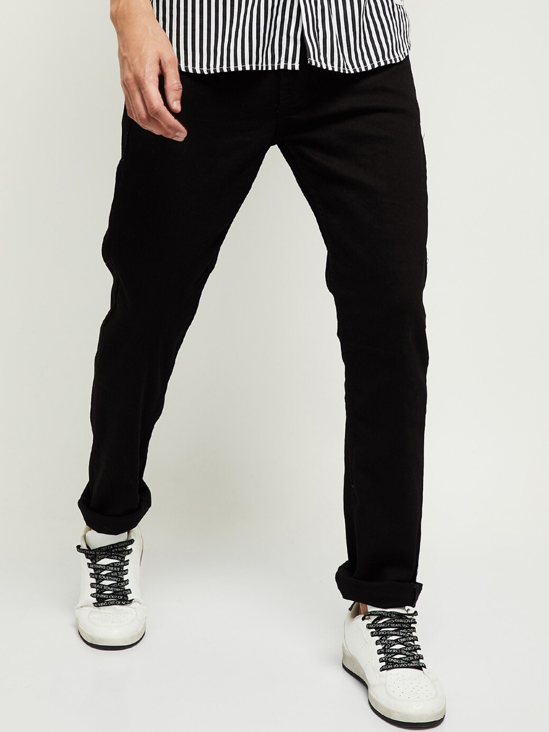

max Men Black Stretchable Clean Look Jeans