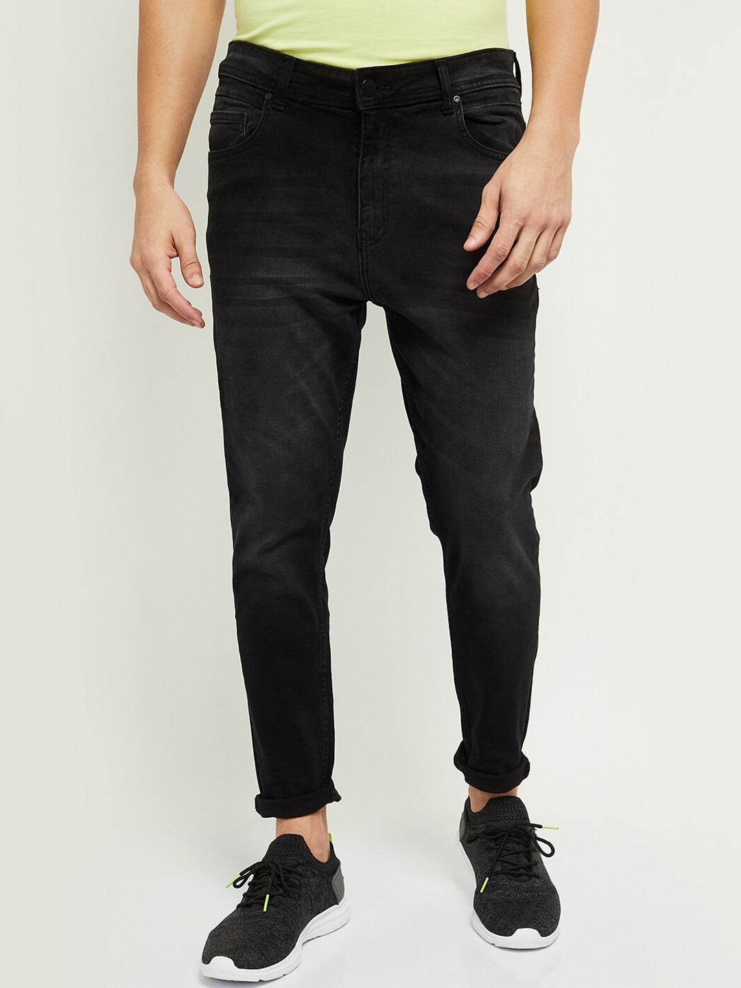 

max Men Black Light Fade Clean Look Stretchable Jeans