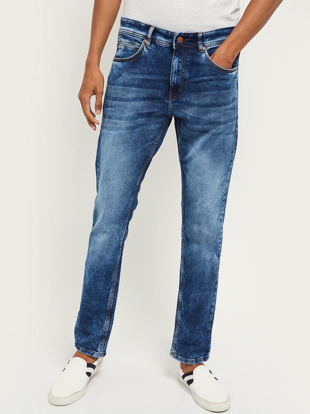 

max Men Blue Heavy Fade Clean Look Stretchable Jeans