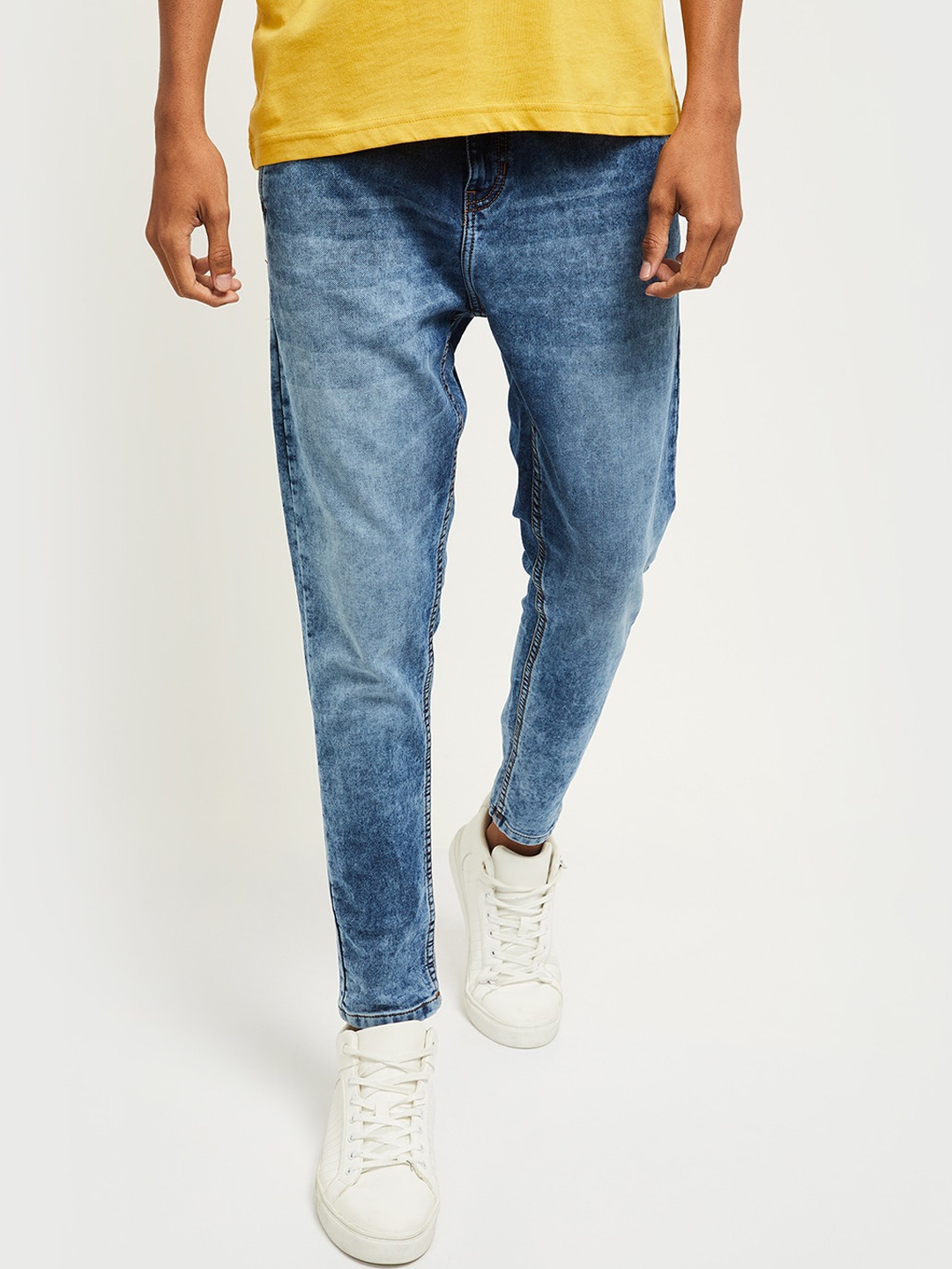 

max Men Blue Heavy Fade Clean Look Stretchable Jeans