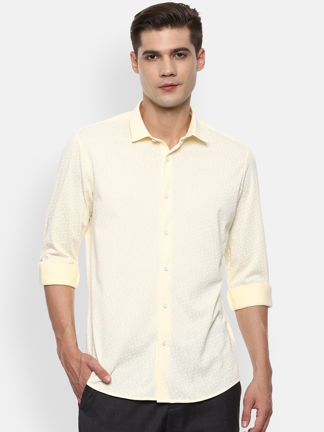 

Louis Philippe Sport Men Yellow Super Slim Fit Opaque Printed Casual Shirt