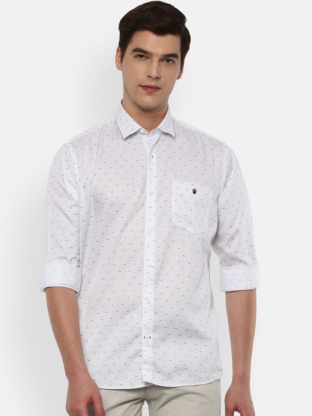 

Louis Philippe Sport Men White Slim Fit Opaque Printed Pure Cotton Casual Shirt