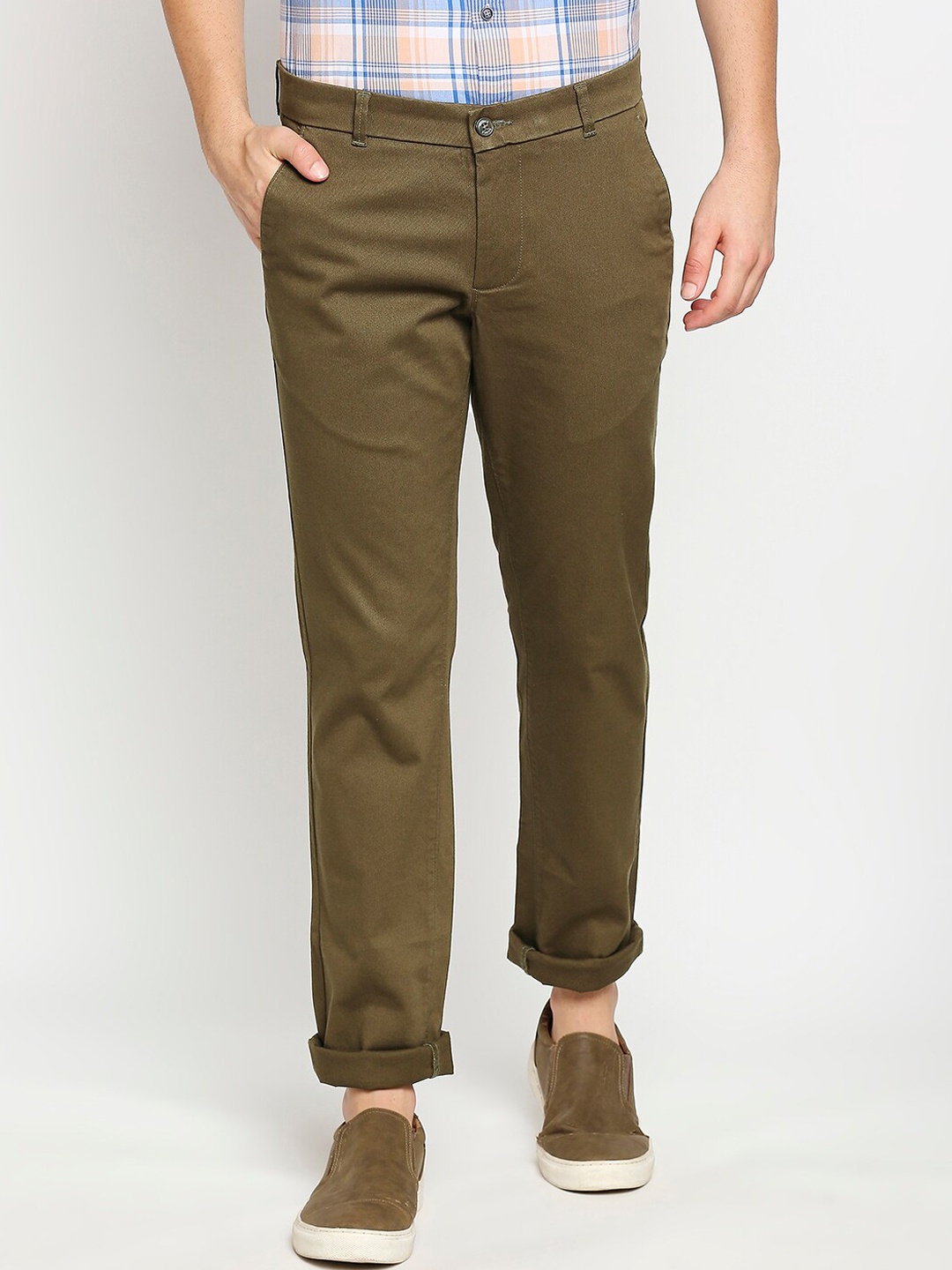 

Basics Men Brown Tapered Fit Trousers