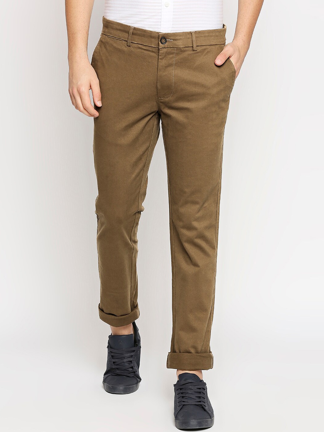 

Basics Men Brown Tapered Fit Trousers