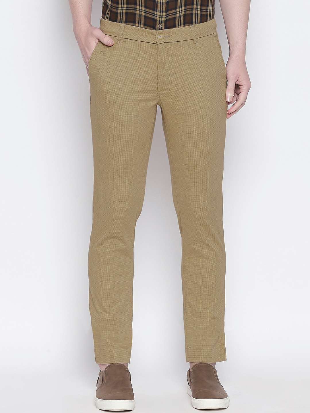 

Basics Men Beige Tapered Fit Trousers