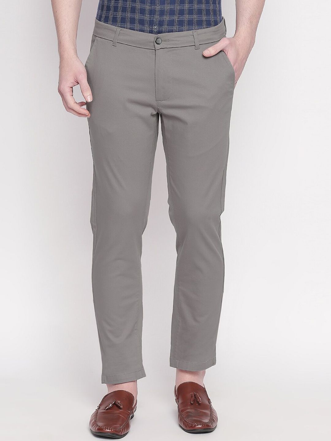 

Basics Men Grey Tapered Fit Trousers