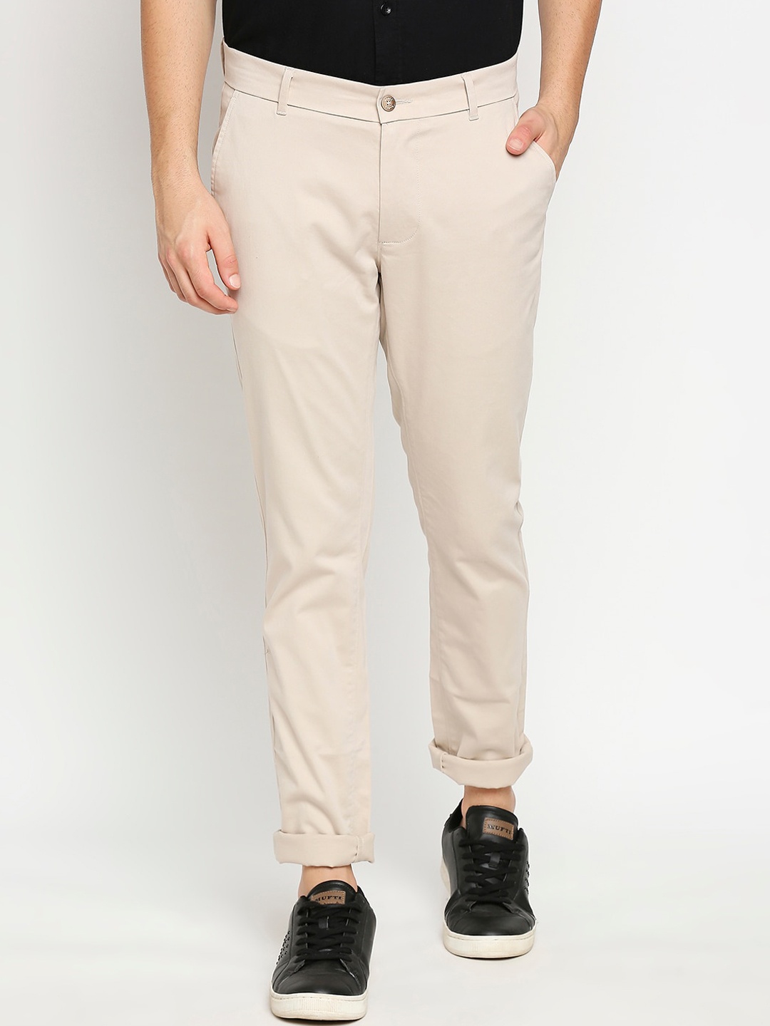 

Basics Men Beige Tapered Fit Trousers