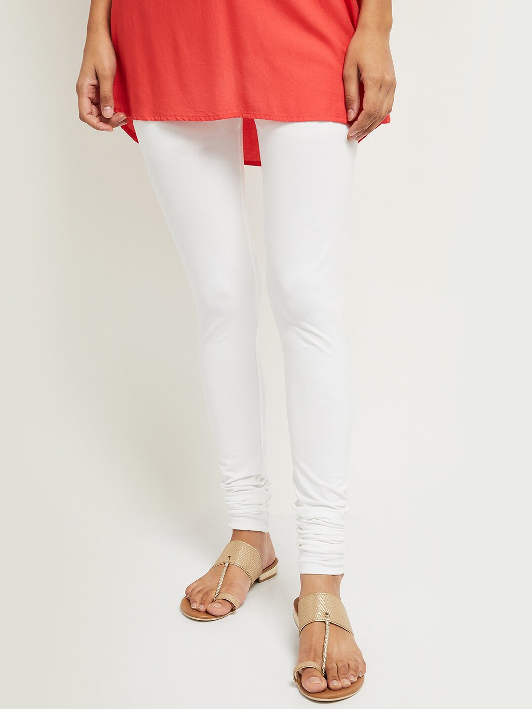

max Women White Solid Churidar-Length Leggings