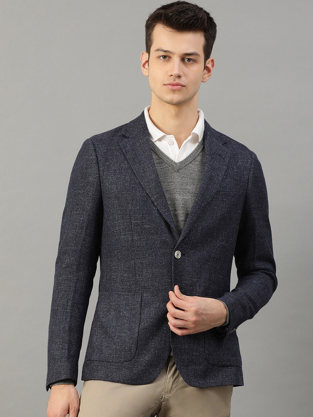 

Bruun & Stengade Men Blue Notched Lapel Blazers