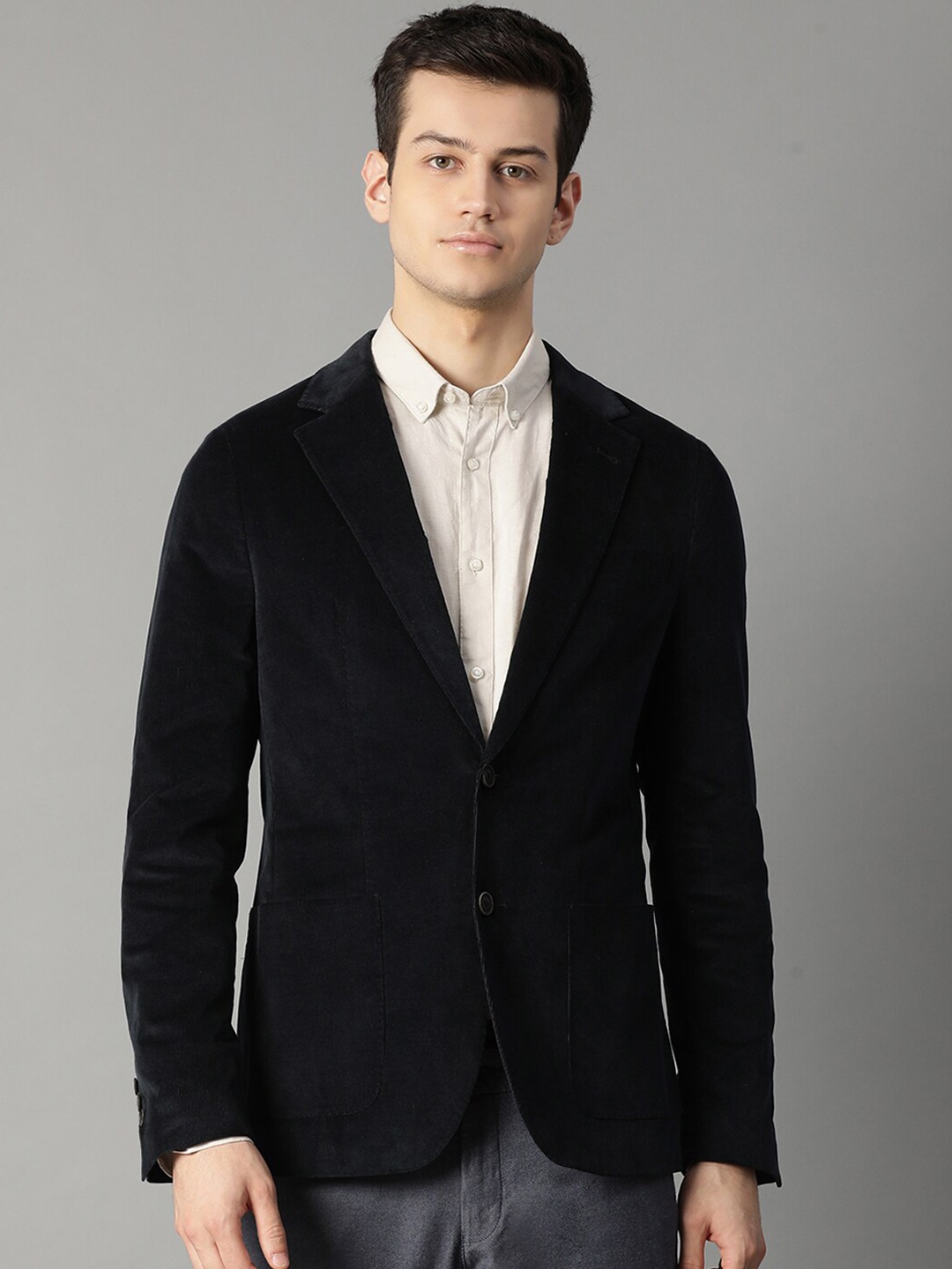 

Bruun & Stengade Men Black Solid Blazer