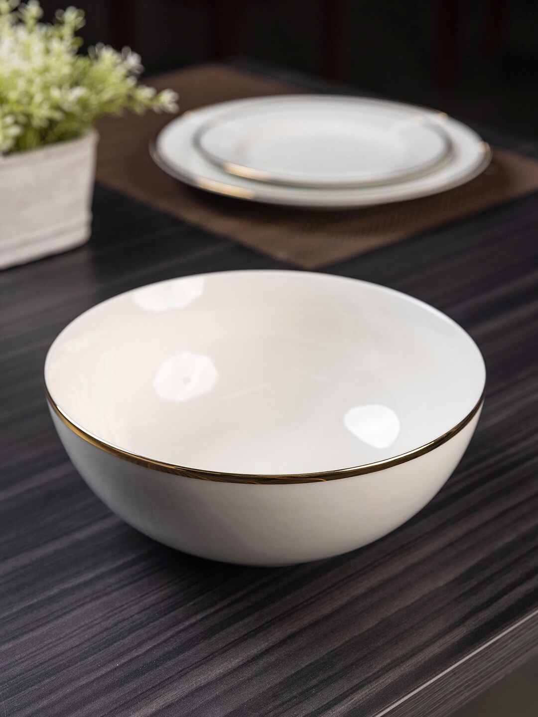 

Pure Home and Living Ivory Golden Jubilee Salad Bowl, Off white