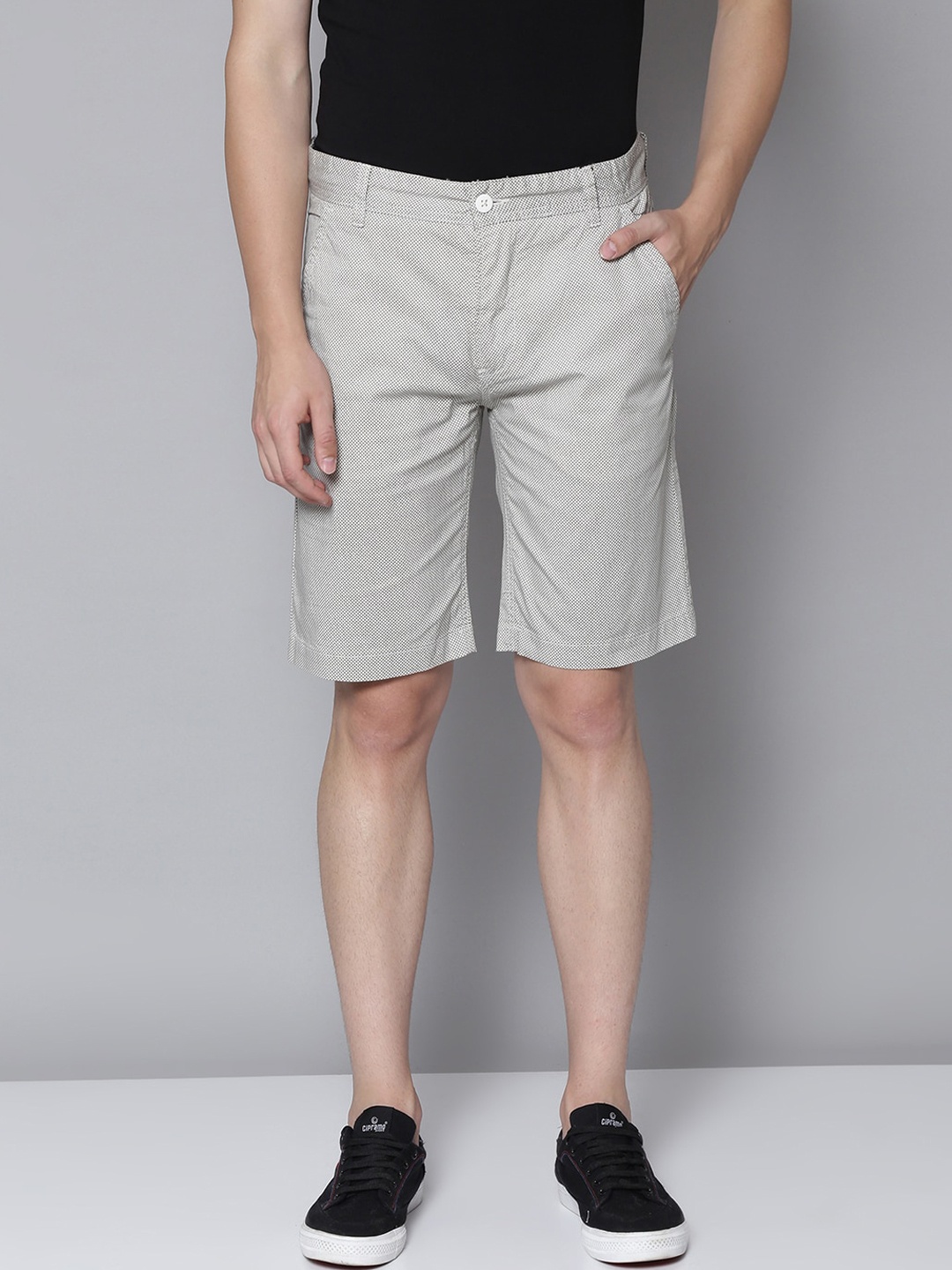 

Bruun & Stengade Men Grey Printed Slim Fit Regular Shorts
