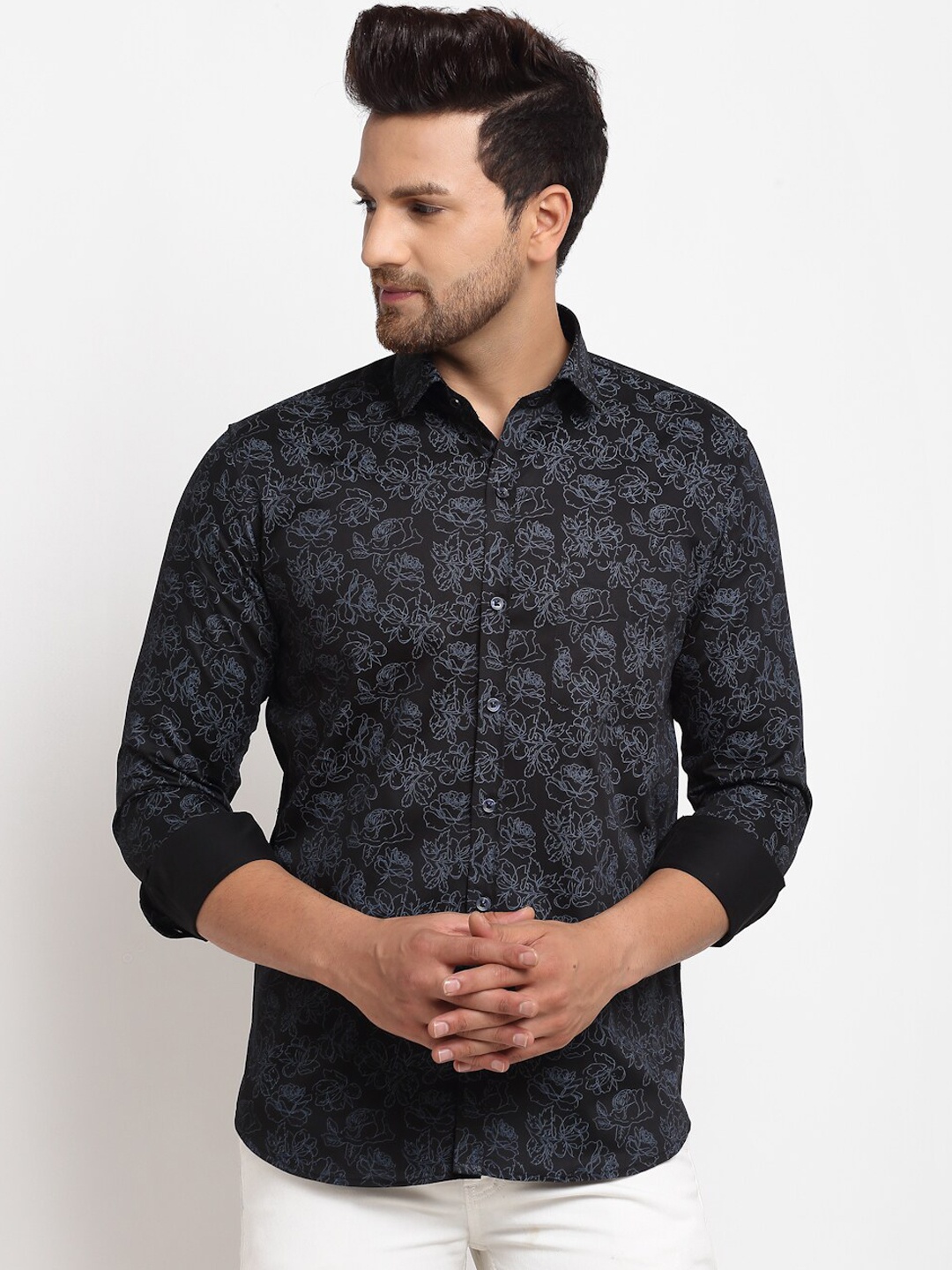 

Ennoble Men Black Tailored Fit Floral Pure Cotton Printed Casual Shirt