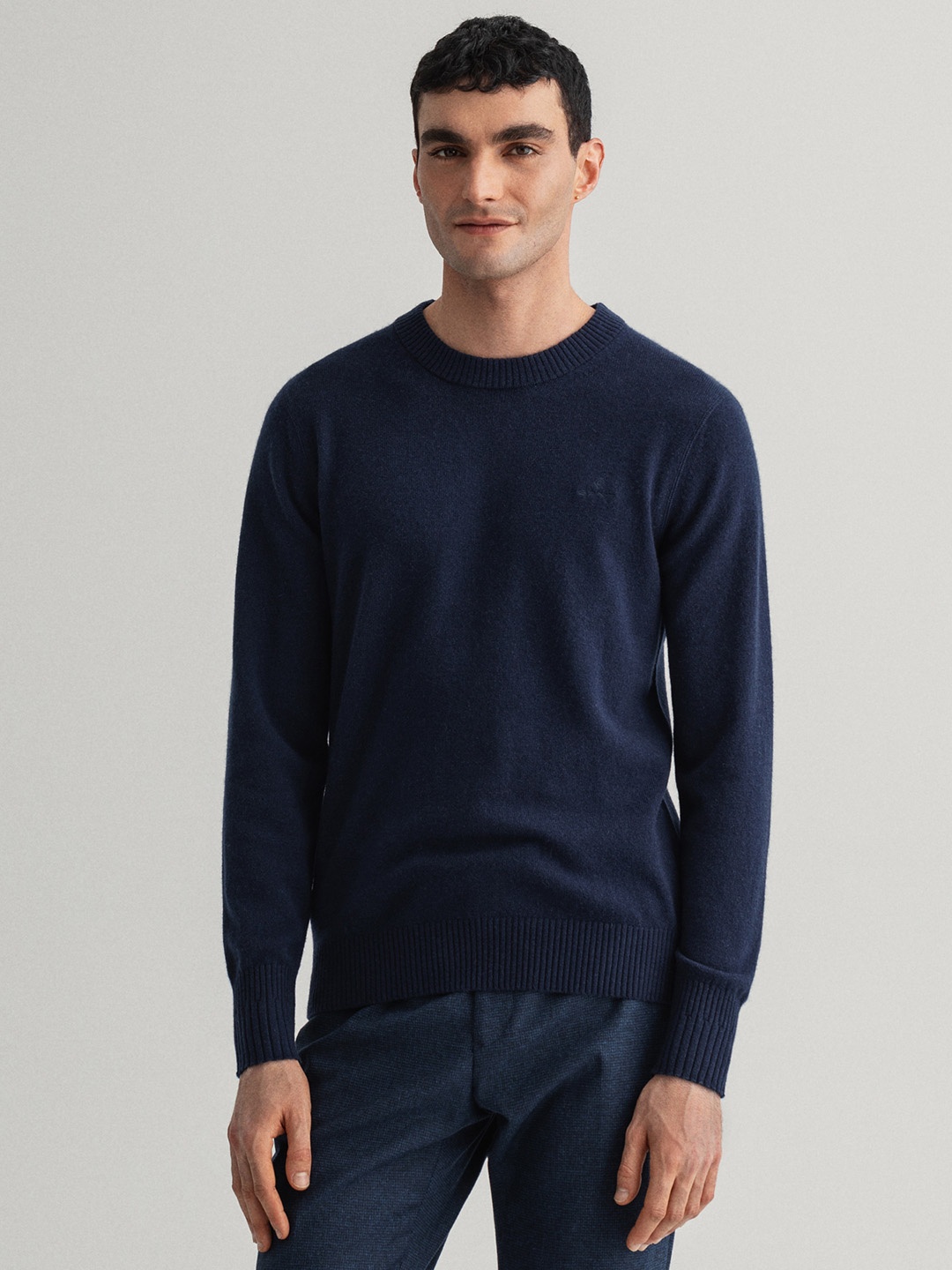 

GANT Men Navy Blue Cashmere Pullover
