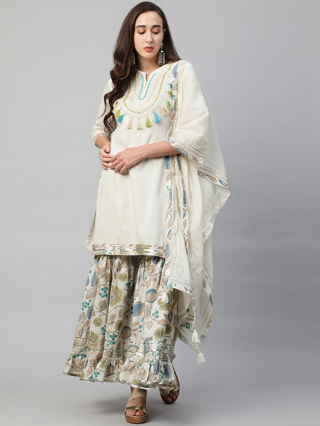 

FASHOR Women Off White Floral Yoke Design Regular Pure Cotton Kurta with Sharara & With Dupatta