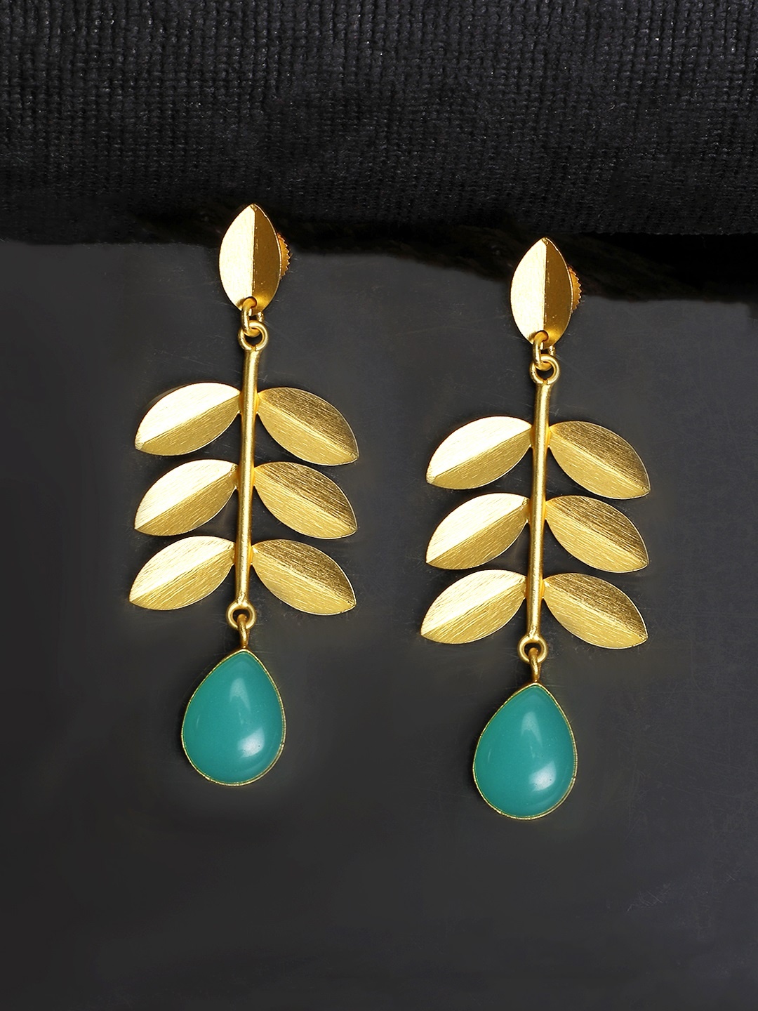 

Yellow Chimes Gold Plated Traditional Leaf Design Dangler Earrings