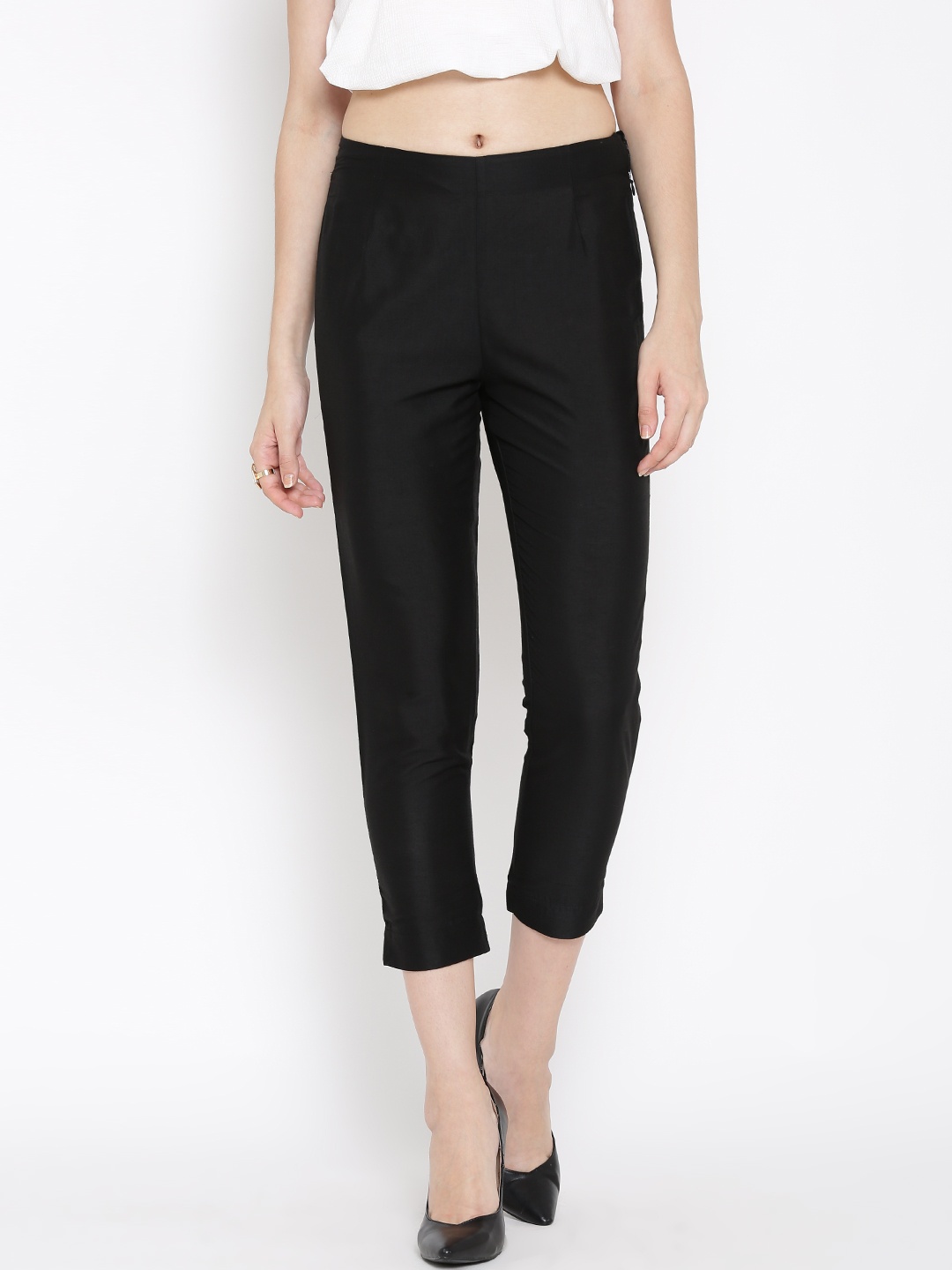 

WISHFUL by W Women Black Solid Cropped Trousers