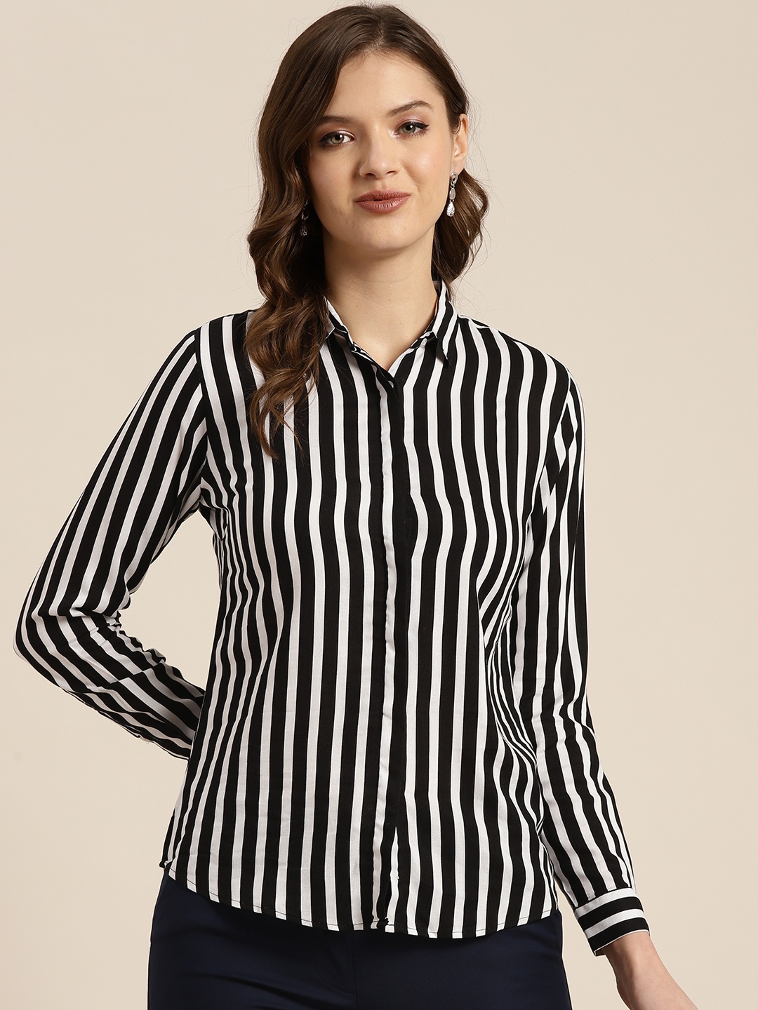 

Hancock Women Black & White Striped Slim Fit Monochrome Formal Shirt