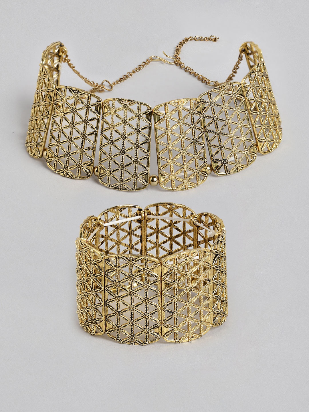 

Kord Store Gold Plated Necklace And Bracelate Combo