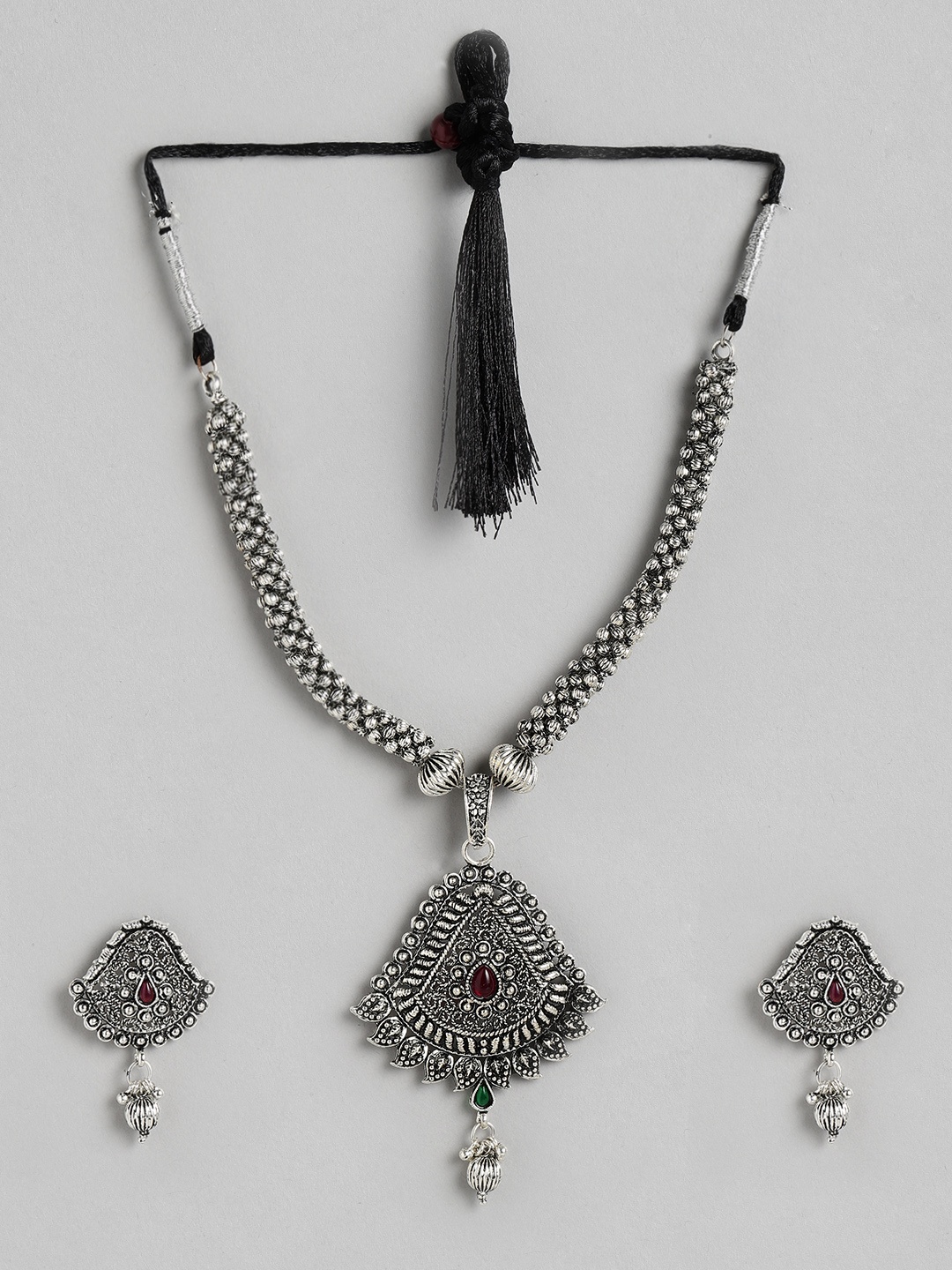 

Kord Store Oxidised Silver-Toned Stone-Studded Textured Jewellery Set