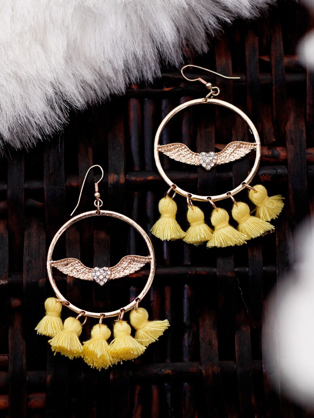 

Bellofox Gold-Toned Tasselled Hoop Earrings