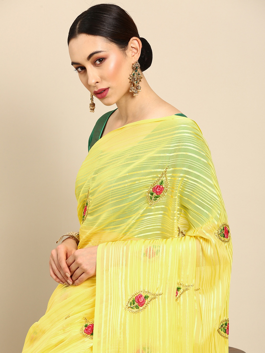

Anouk Yellow Embellished Embroidered Mangalagiri Saree