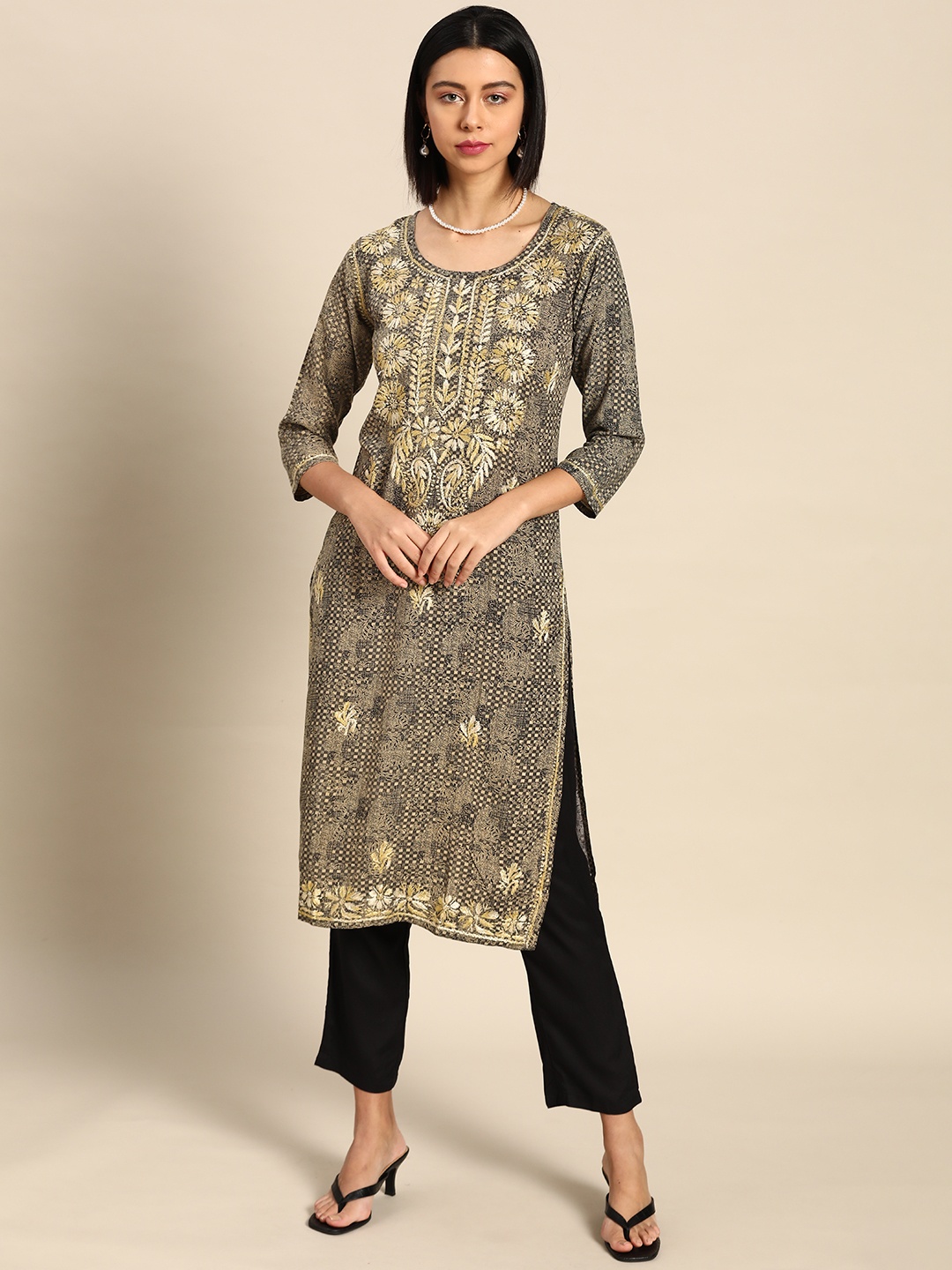 

Saadgi Women Olive Green Ethnic Motifs Embroidered Chikankari Handloom Kurta, Charcoal