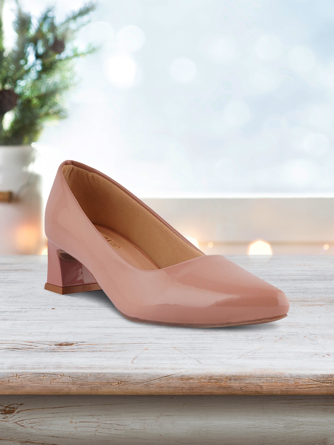 

SCENTRA Women Pink Pumps