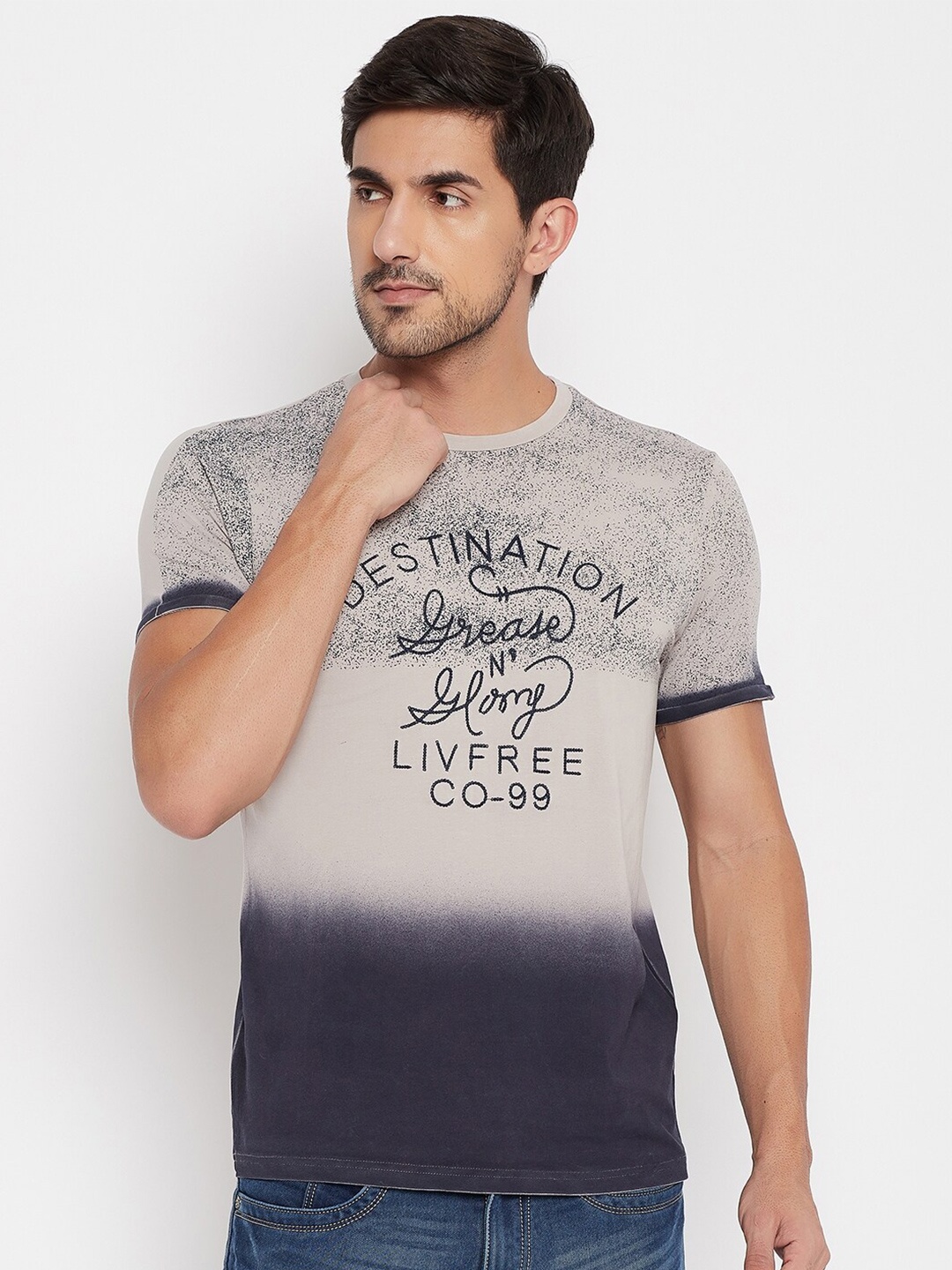 

NEVA Men Grey & Blue Typography Printed & Dyed Raw Edge T-shirt