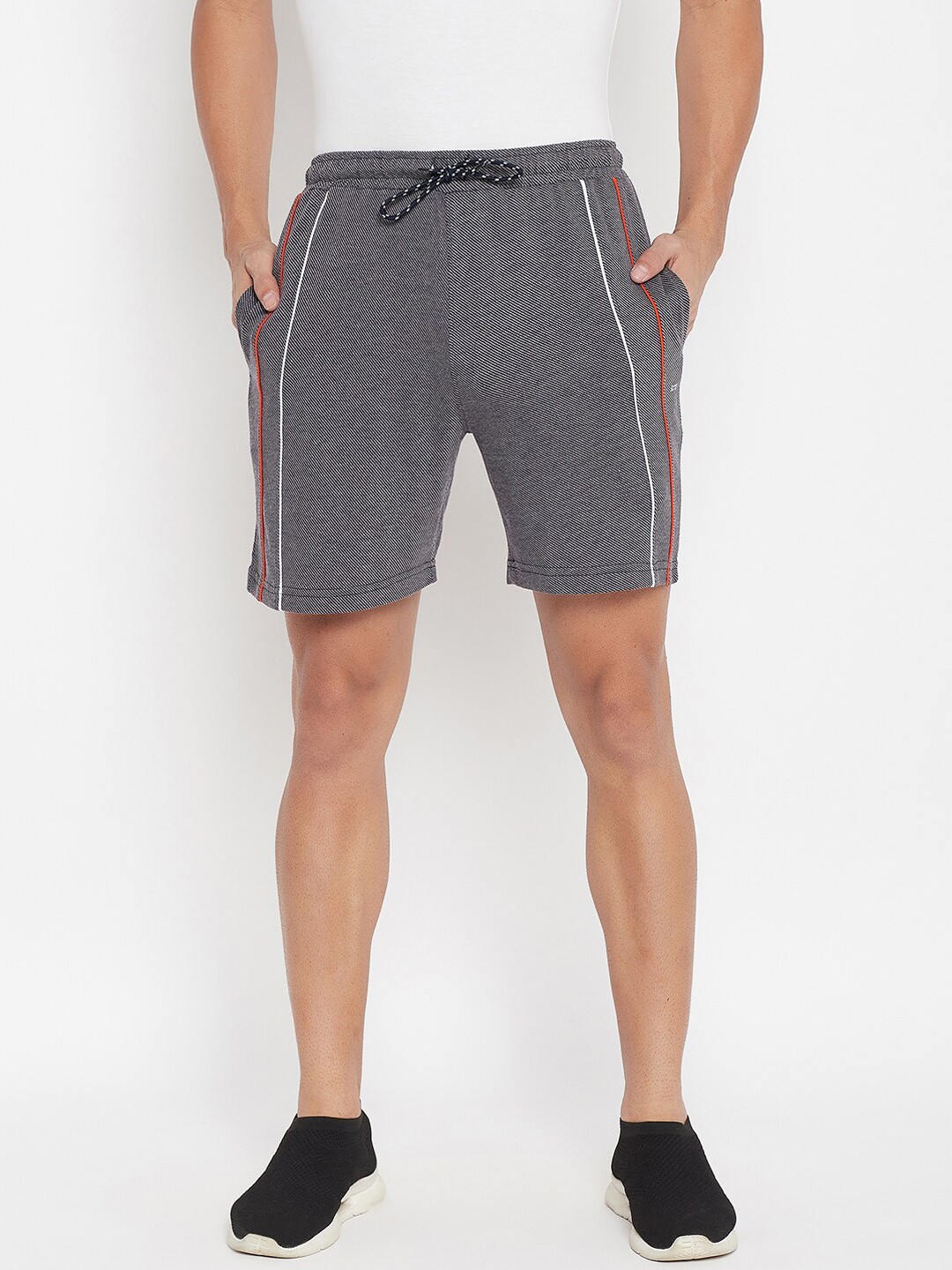 

NEVA Men Regular Shorts, Navy blue