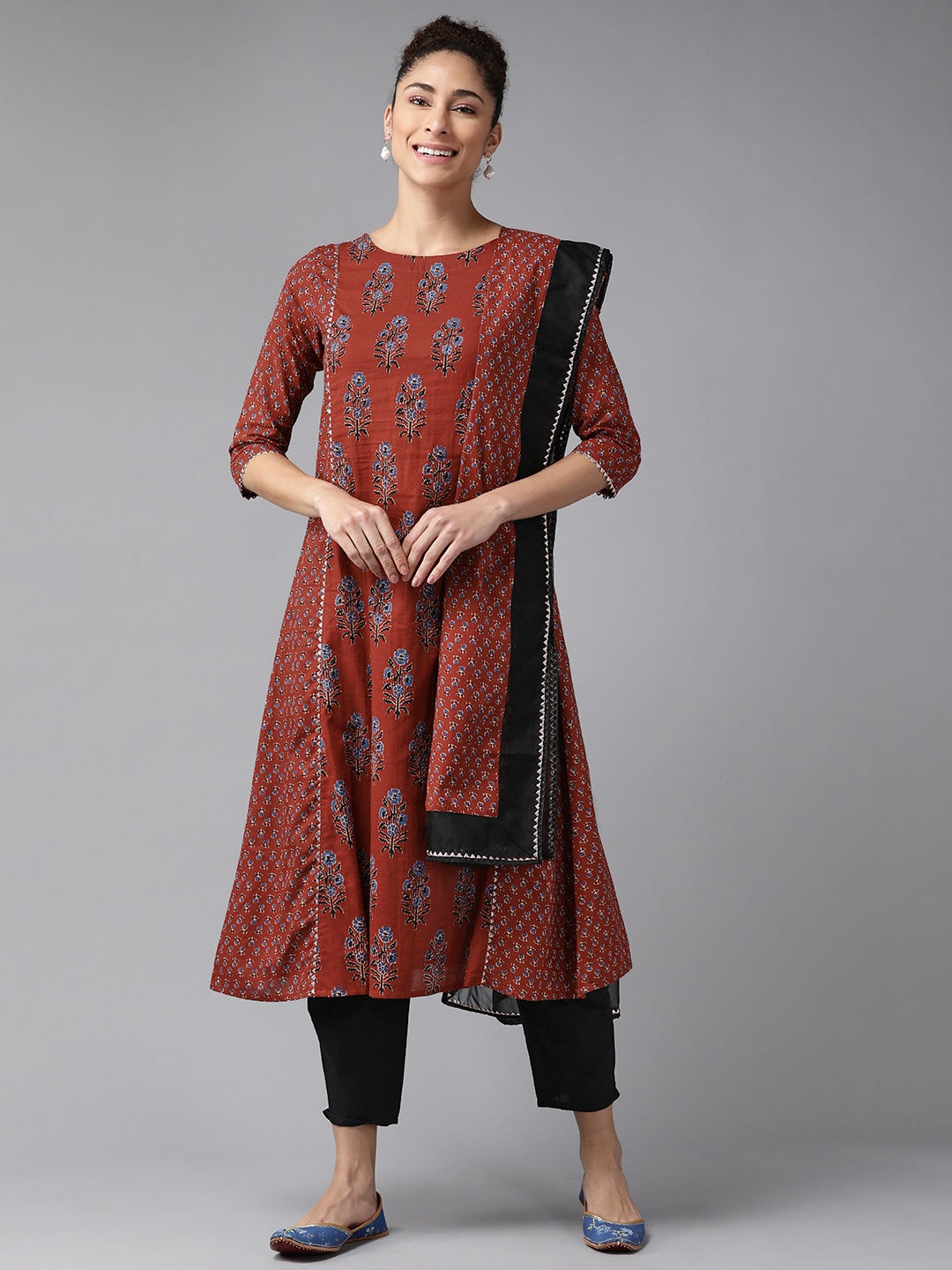 

Indo Era Women Red & Black Printed Regular Pure Cotton Kurta with Trousers & Dupatta