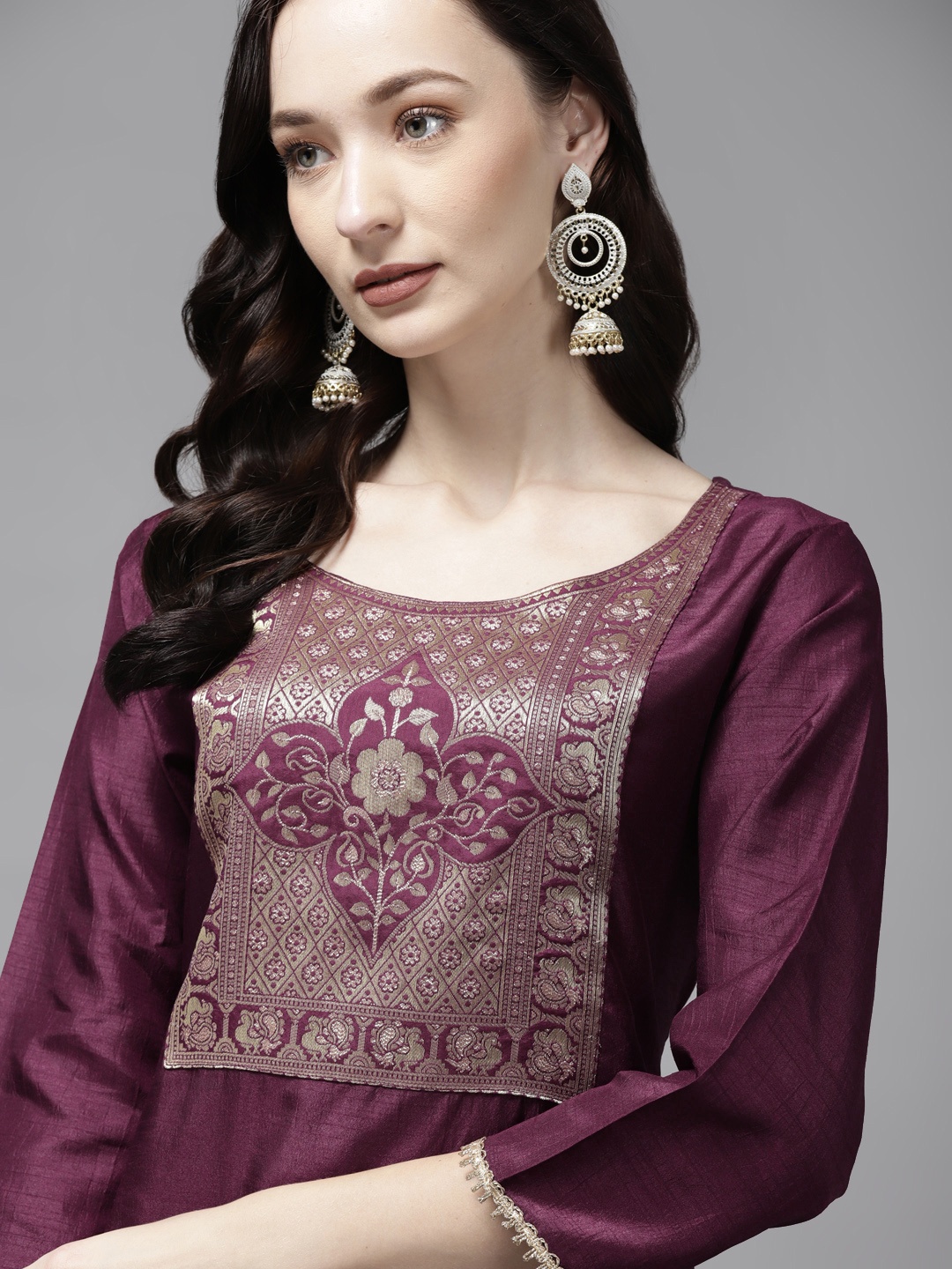 

Indo Era Women Burgundy Floral Yoke Design Kurta