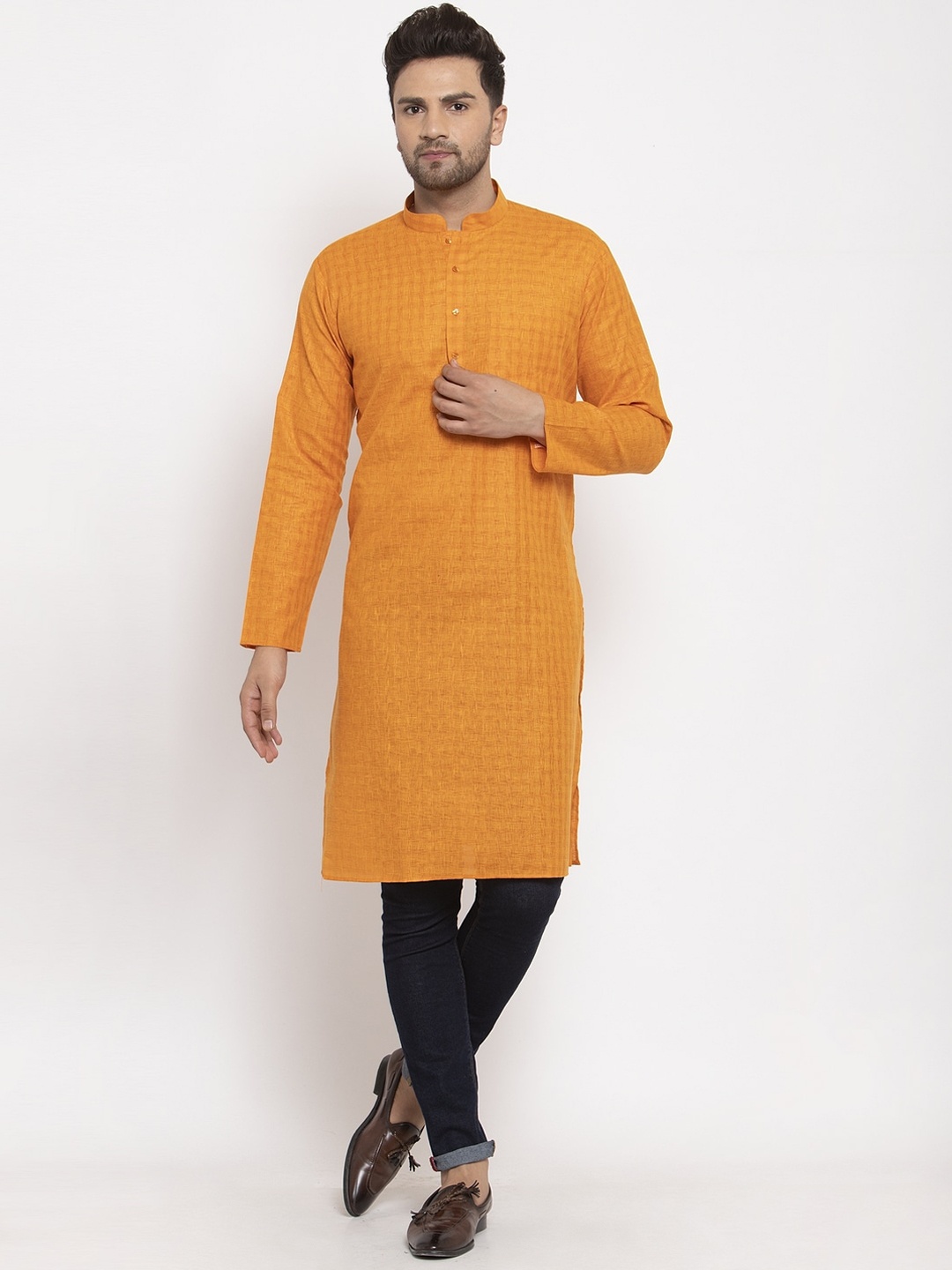 

KRAFT INDIA Men Orange Woven Design Dobby Straight Kurta