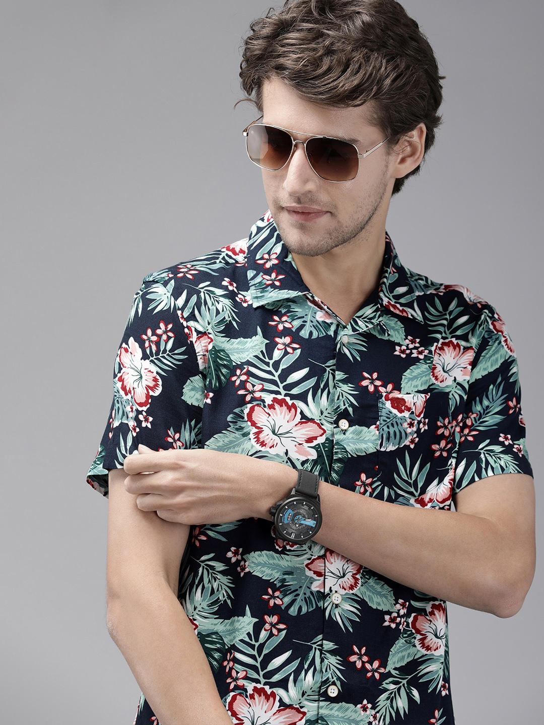 

THE BEAR HOUSE Men Black Slim Fit Floral Printed Casual Shirt
