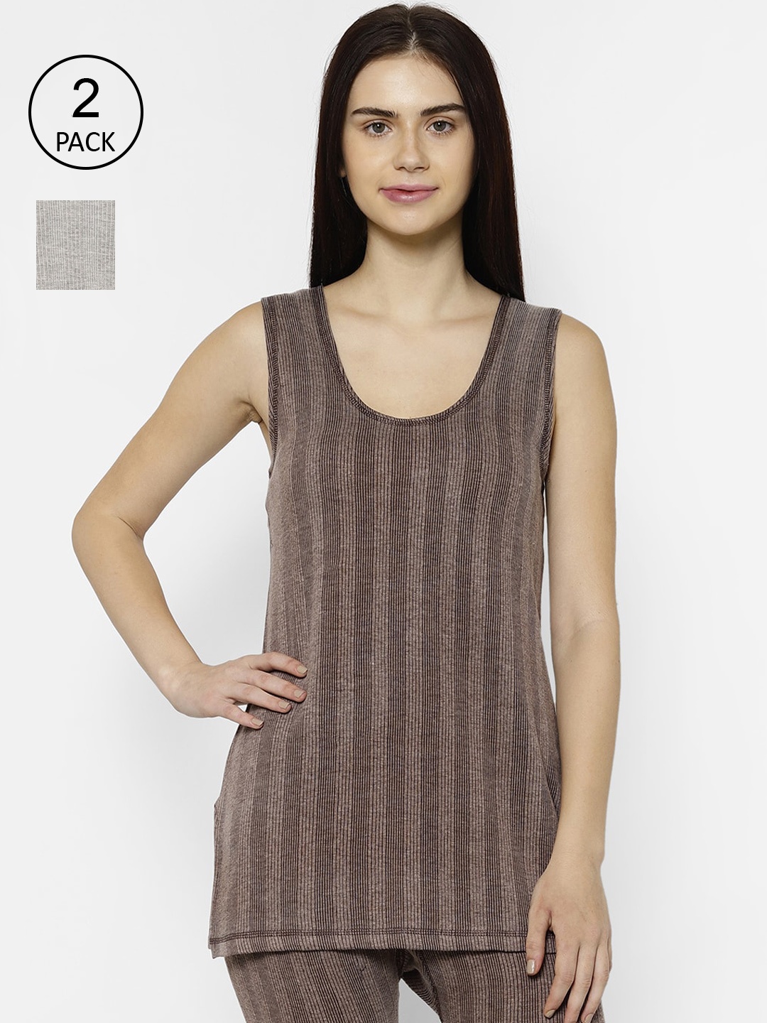 

VIMAL JONNEY Women Pack Of 2 Striped Thermal Tops, Brown
