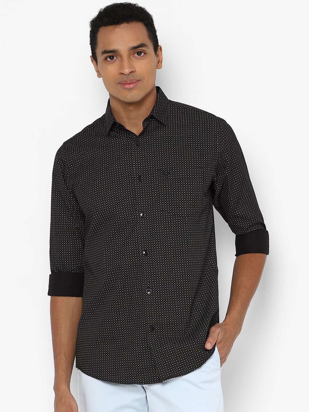 

Allen Solly Men Black Slim Fit Opaque Printed Casual Shirt
