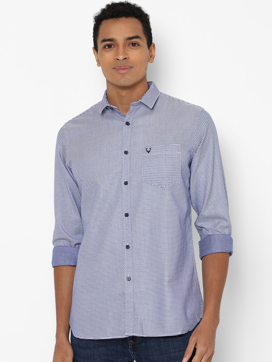 

Allen Solly Men Blue Slim Fit Horizontal Stripes Opaque Striped Casual Shirt