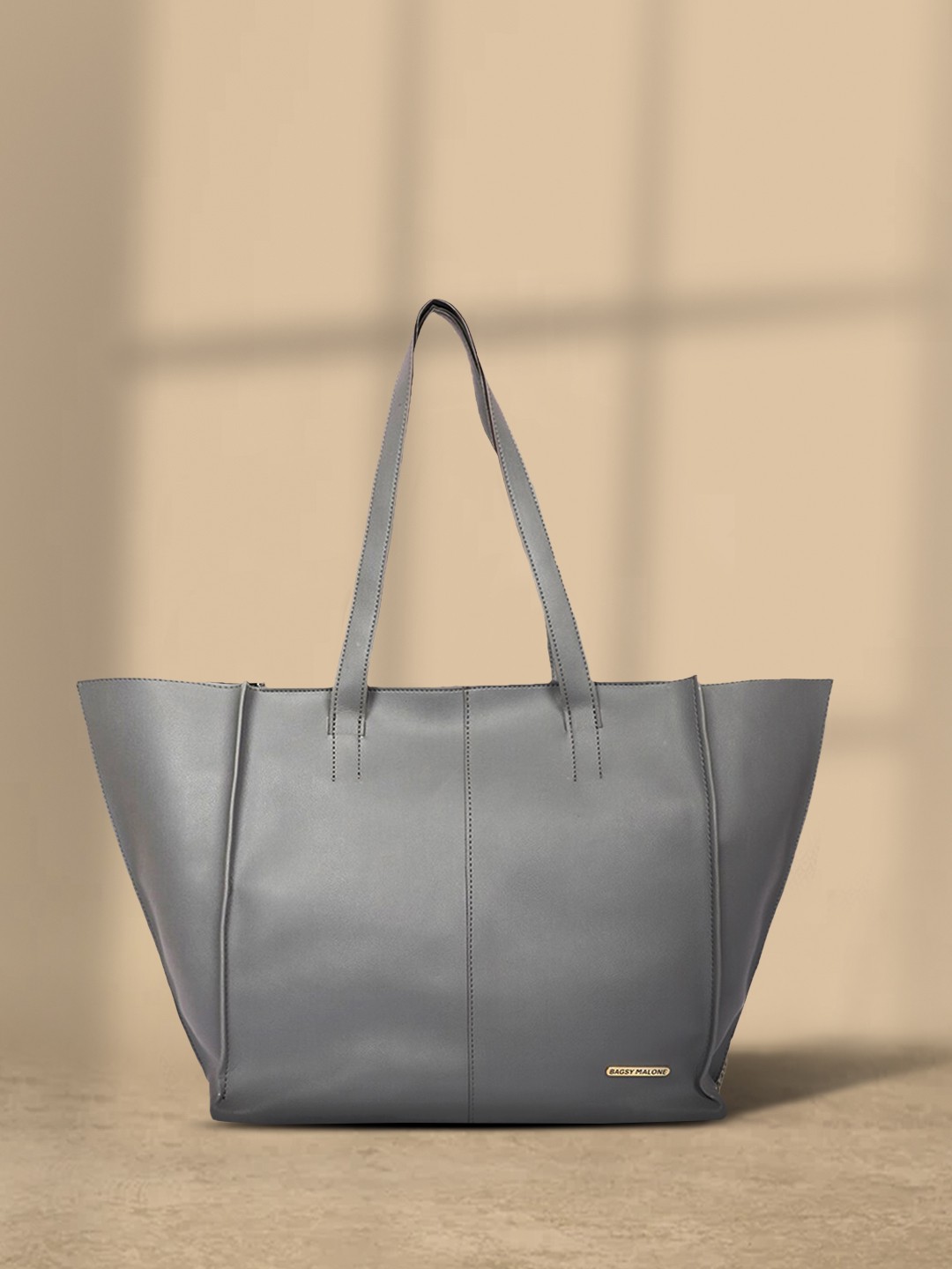 

Bagsy Malone Grey PU Oversized Structured Shoulder Tote Bag