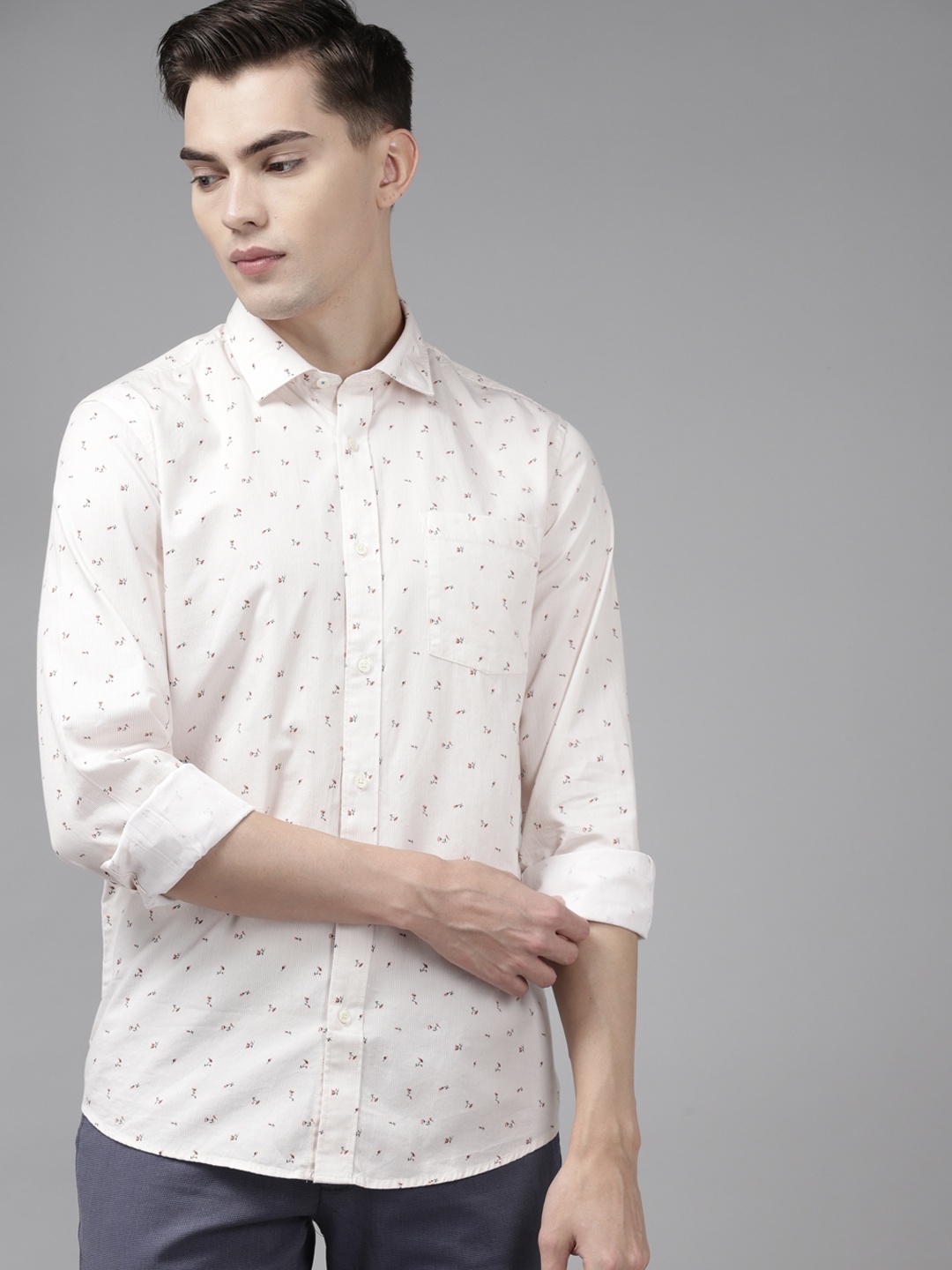 

Blackberrys Men Cream-Coloured Pure Cotton India Slim Fit Floral Printed Casual Shirt