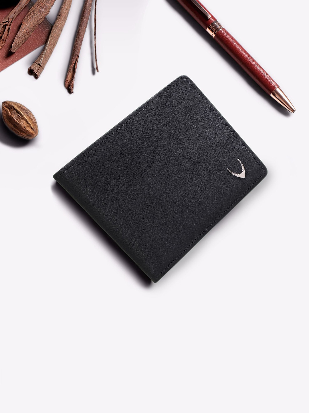

Hidesign Men Black Solid Two Fold Wallet