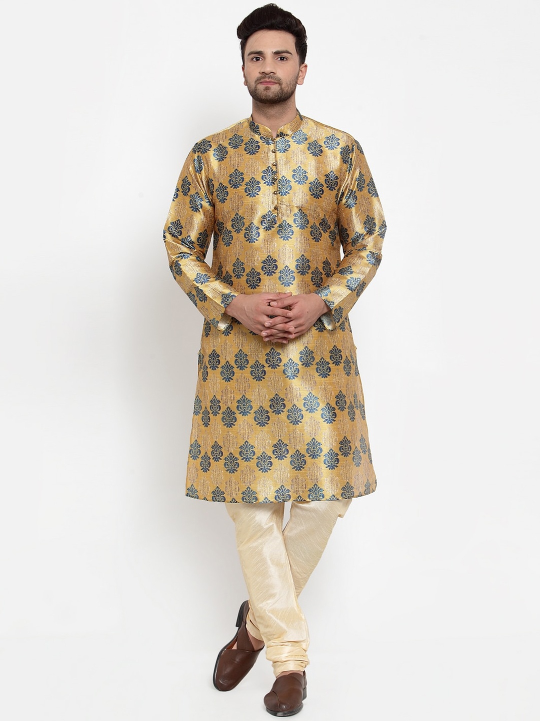 

KRAFT INDIA Men Gold-Toned Floral Printed Angrakha Kurta with Churidar