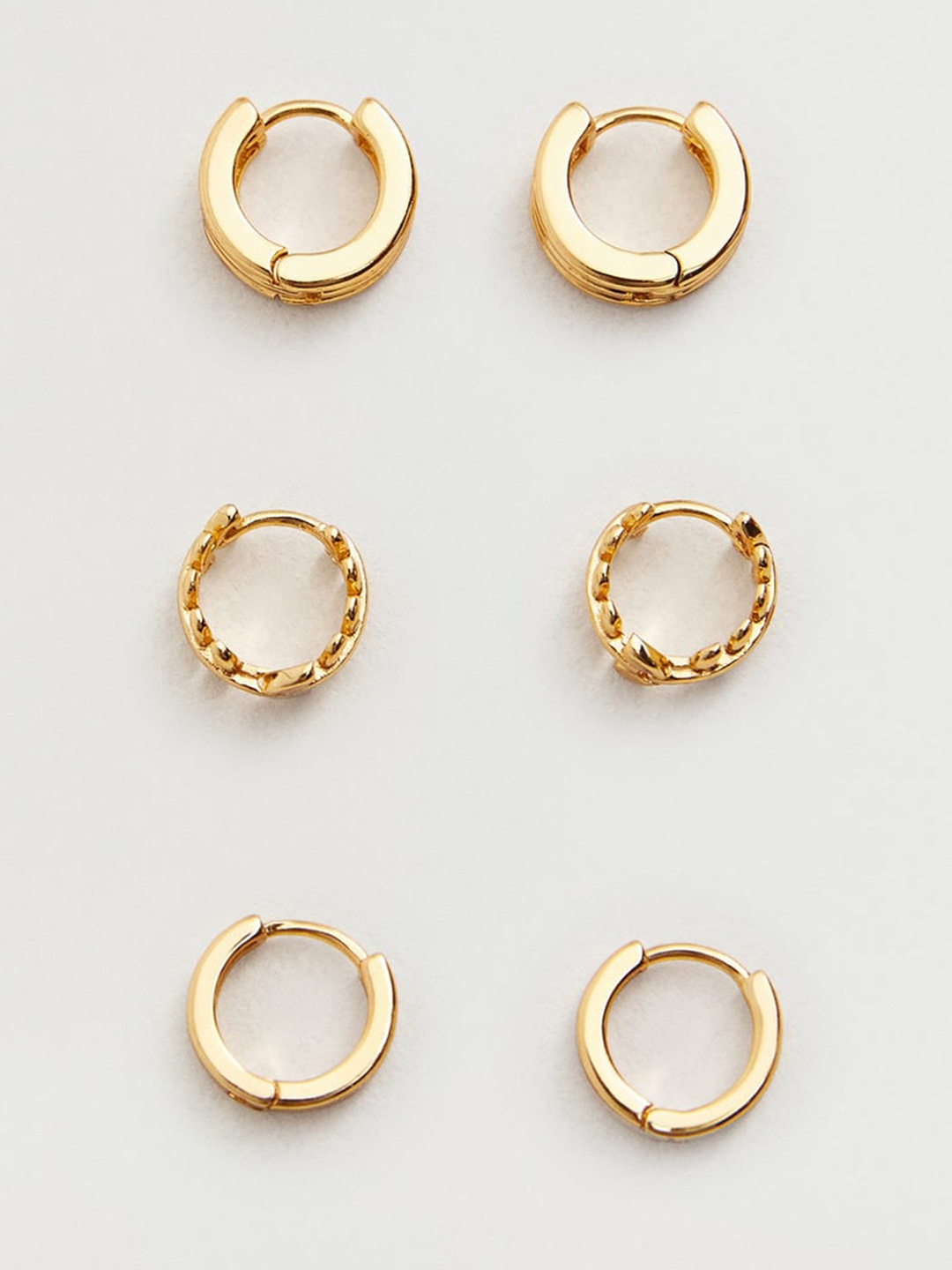 

MANGO Set of 3 Gold-Toned Huggie Hoops