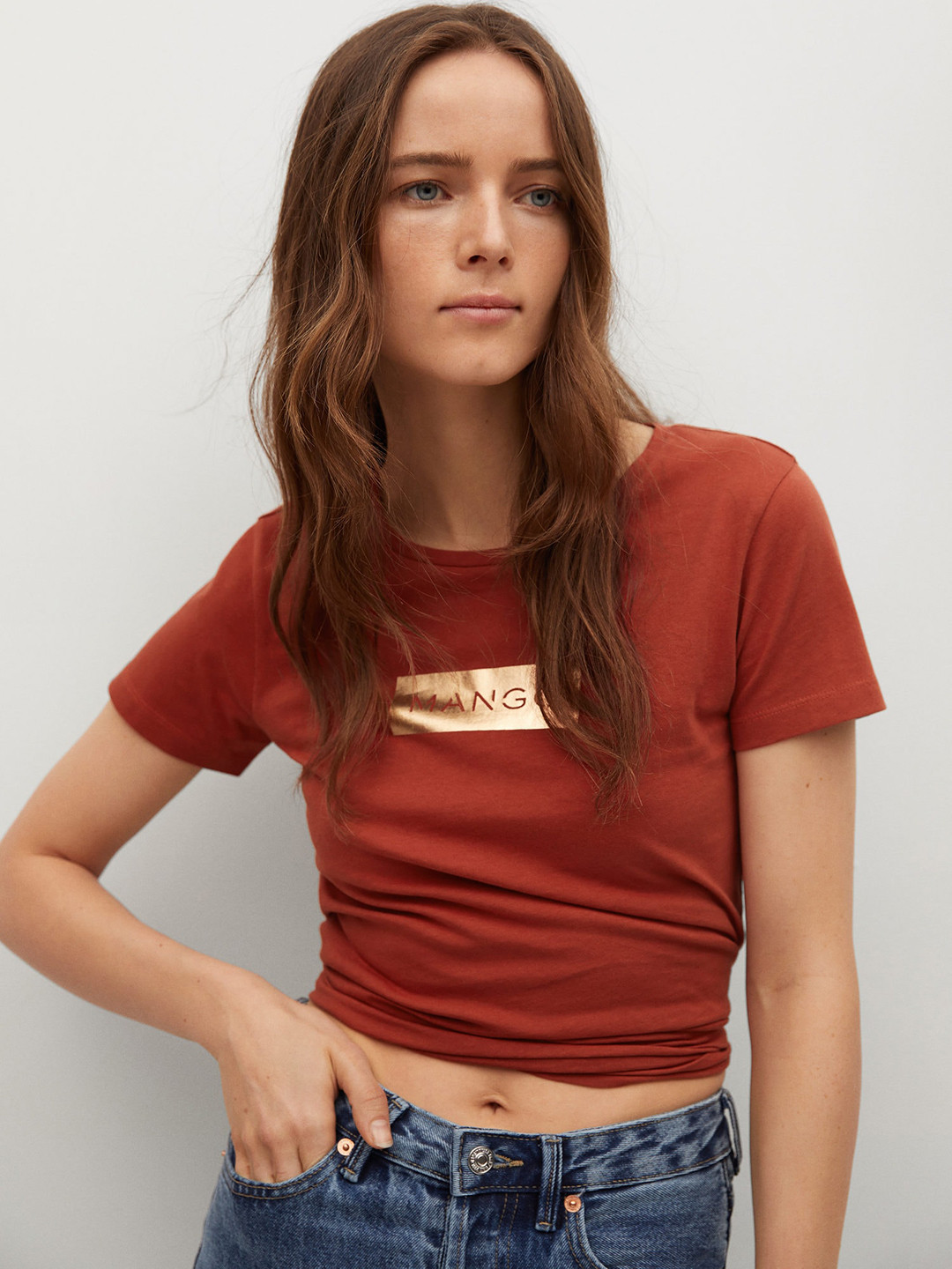 

MANGO Women Maroon Recycled Cotton Brand Logo Print Cropped Pure Cotton T-shirt