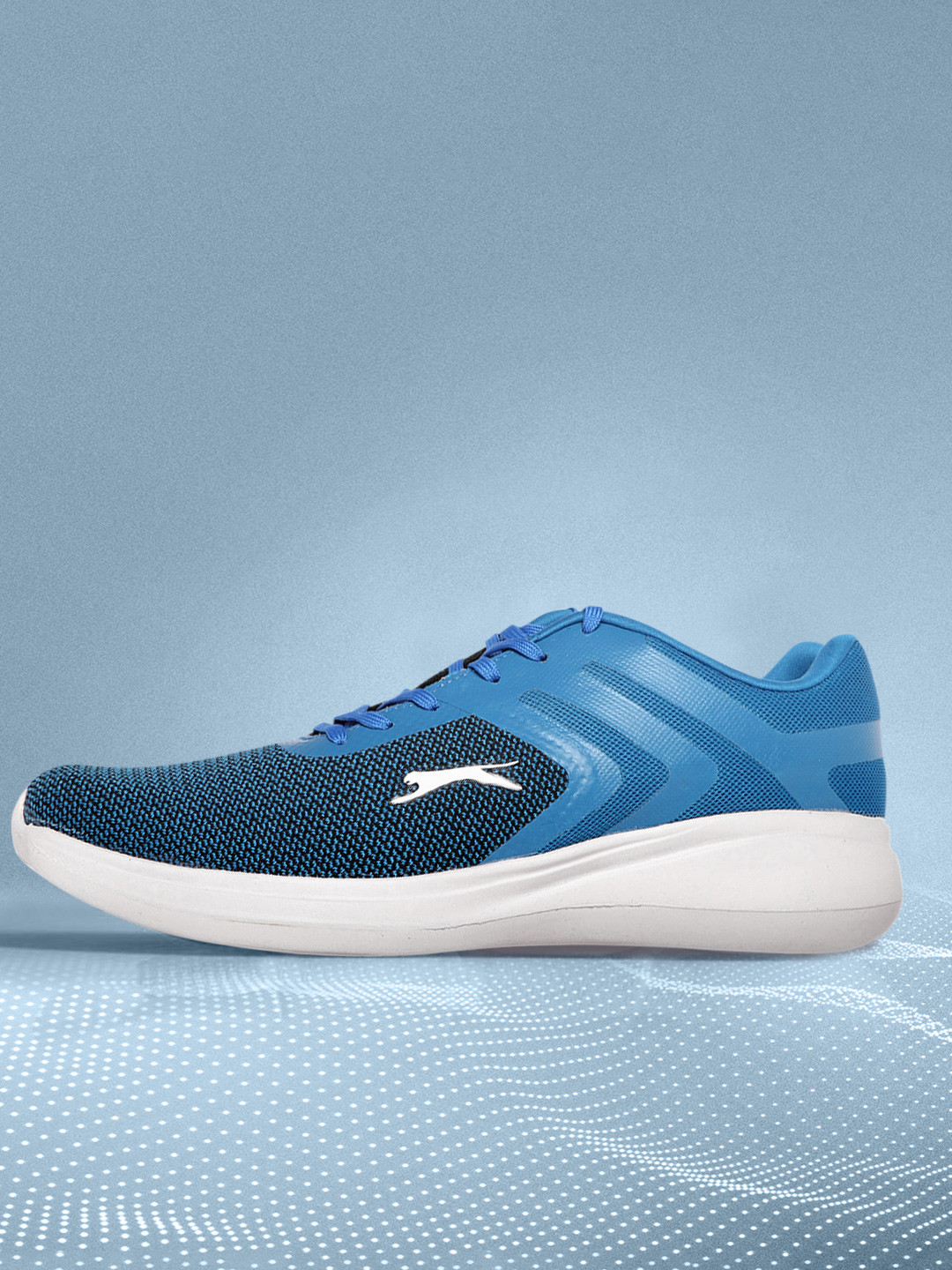 

Slazenger Men Blue Woven Design Running Shoes