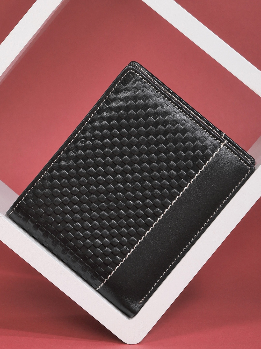 

K London Men Black & Tan Textured Leather Two Fold Wallet