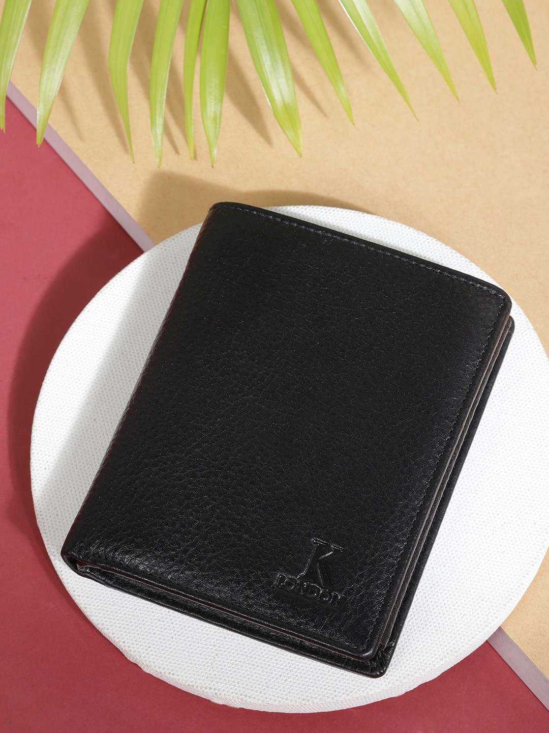 

K London Men Black Textured Leather Two Fold Wallet