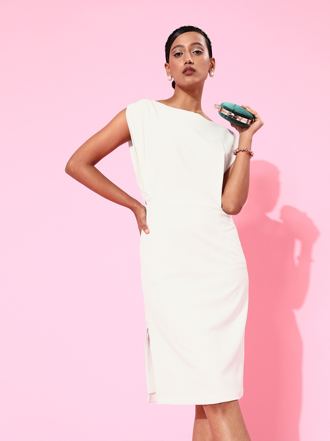 

QUIERO Women Peaceful White Solid Waisted Dress