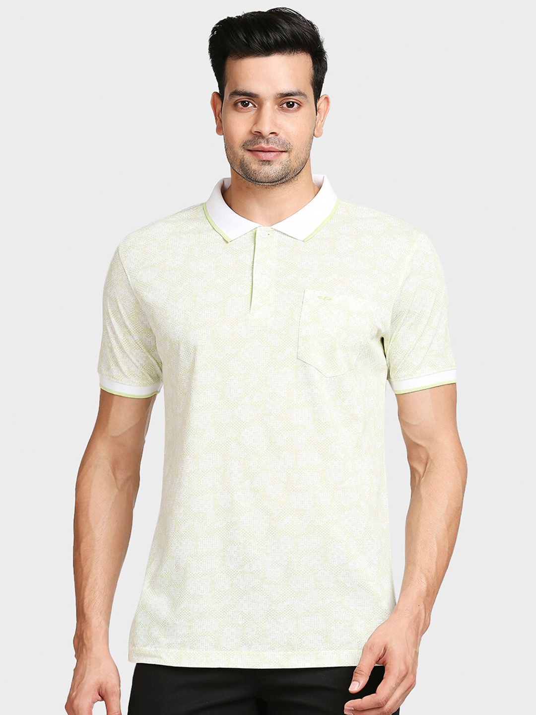 

ColorPlus Men Green Polo Collar Slim Fit T-shirt with Pocket