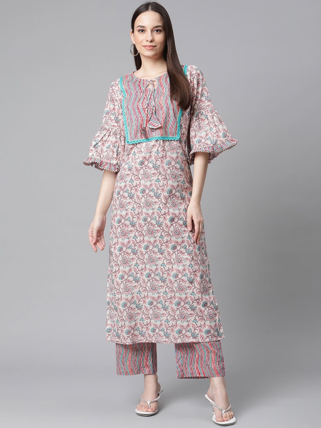 

Silai Bunai Women Peach-Coloured Floral Printed Regular Pure Cotton Kurta with Palazzos